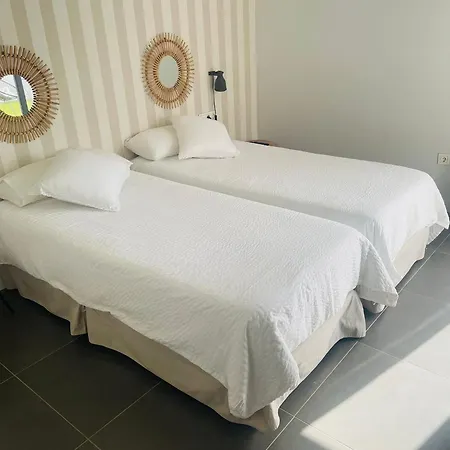 Neo - Private Pool - 8 Minutes Corralejo, Mini Gym!! Villa *