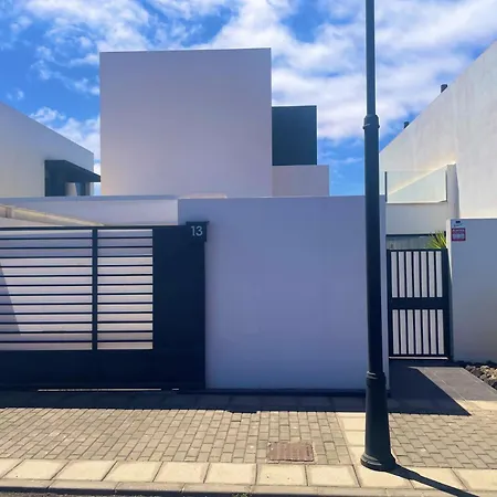 Villa Neo - Private Pool - 8 Minutes Corralejo, Mini Gym!! Villaverde (Fuerteventura)