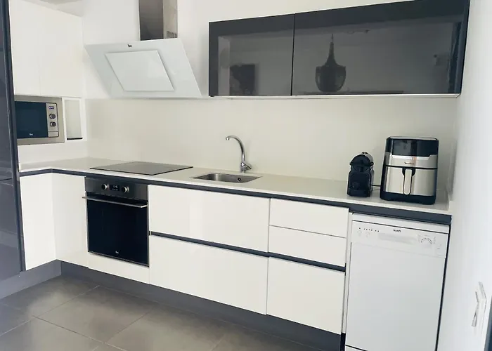 Villa Neo - Private Pool - 8 Minutes Corralejo, Mini Gym!!